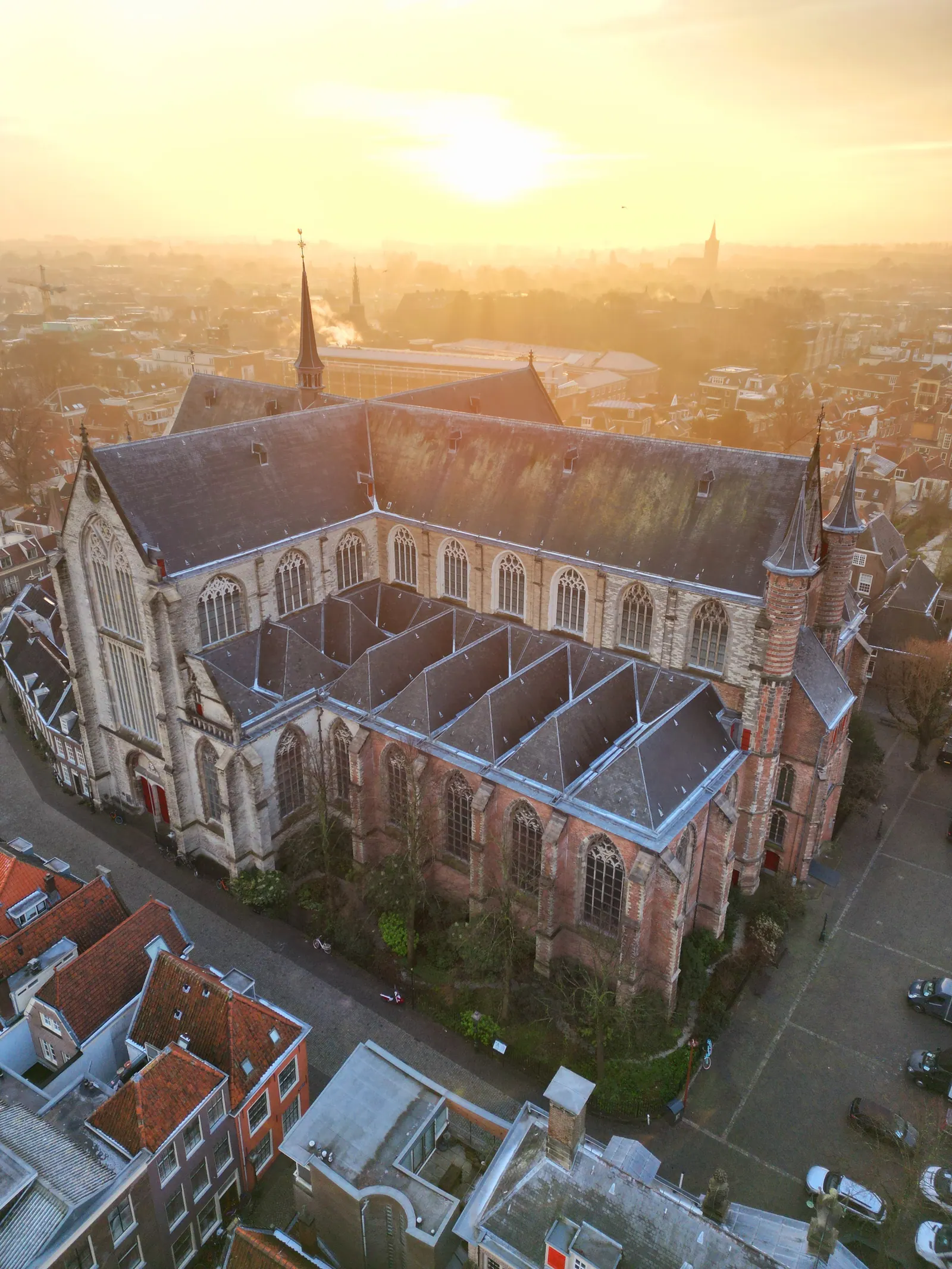 Gravensteen in Leiden — listed monument: The Gravensteen beside the Pieterskerk is Leiden's oldest prison and now a university